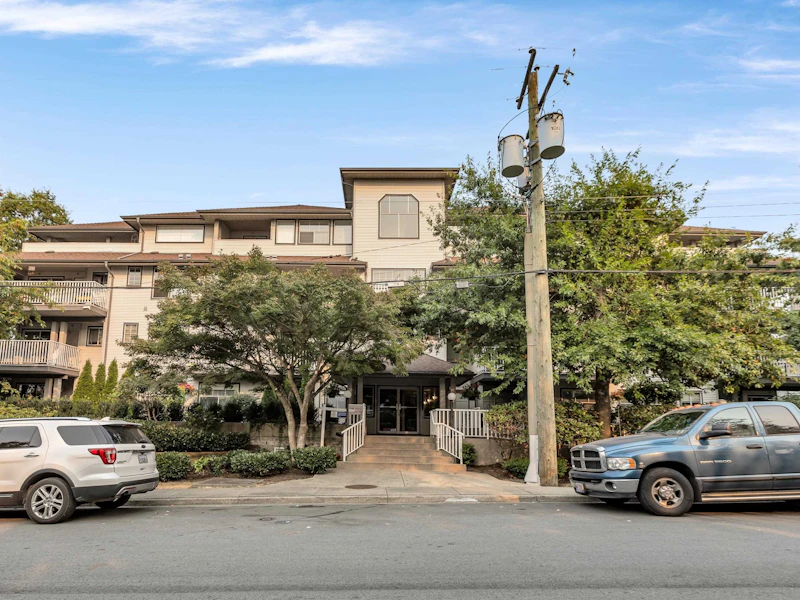 202 - 20561 113th Avenue, Maple Ridge BC V2X 1E2