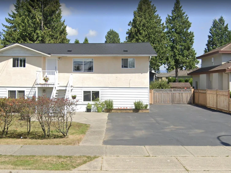 15551 92 Avenue, Surrey, BC, V3R 5V9