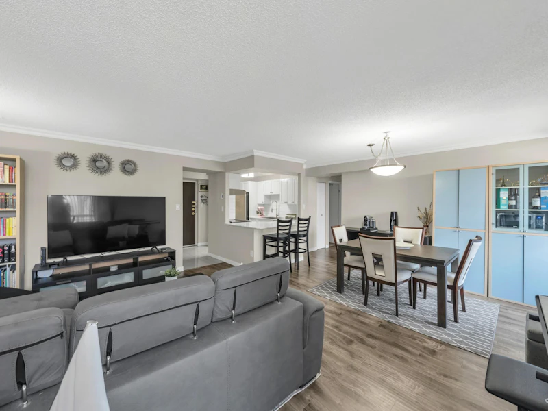 1001 - 3737 Bartlett Court, Burnaby BC V3J 7E3