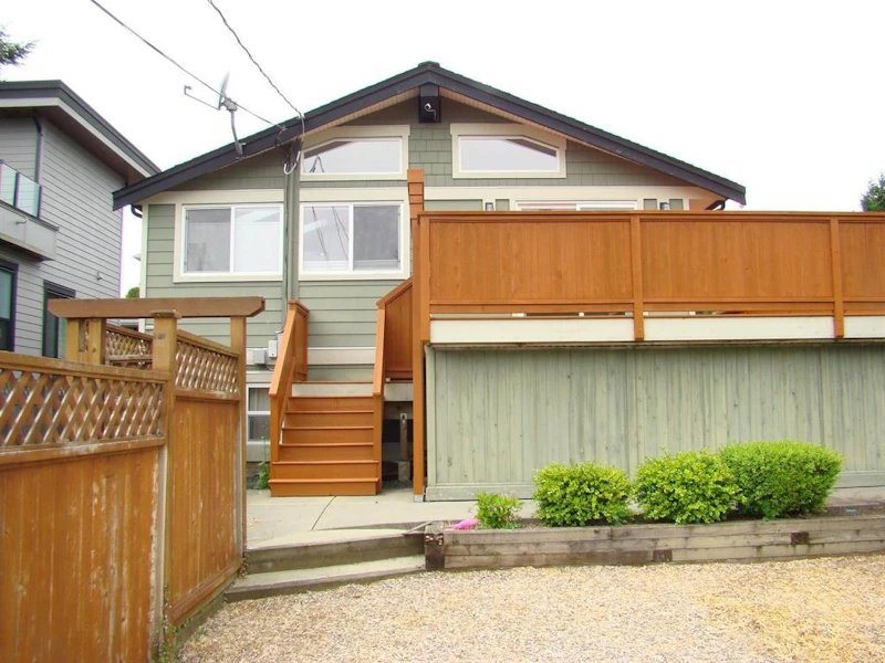 1295 Kent Street, Surrey BC V4B 4T6