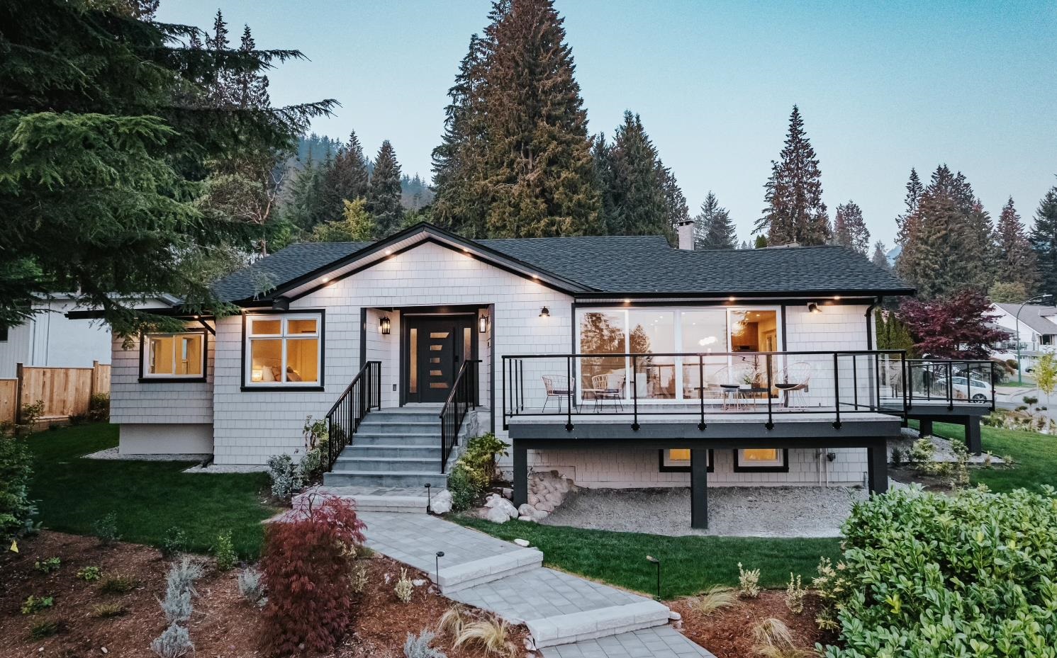 1368 Coleman Street, North Vancouver, BC, V7K 1W4