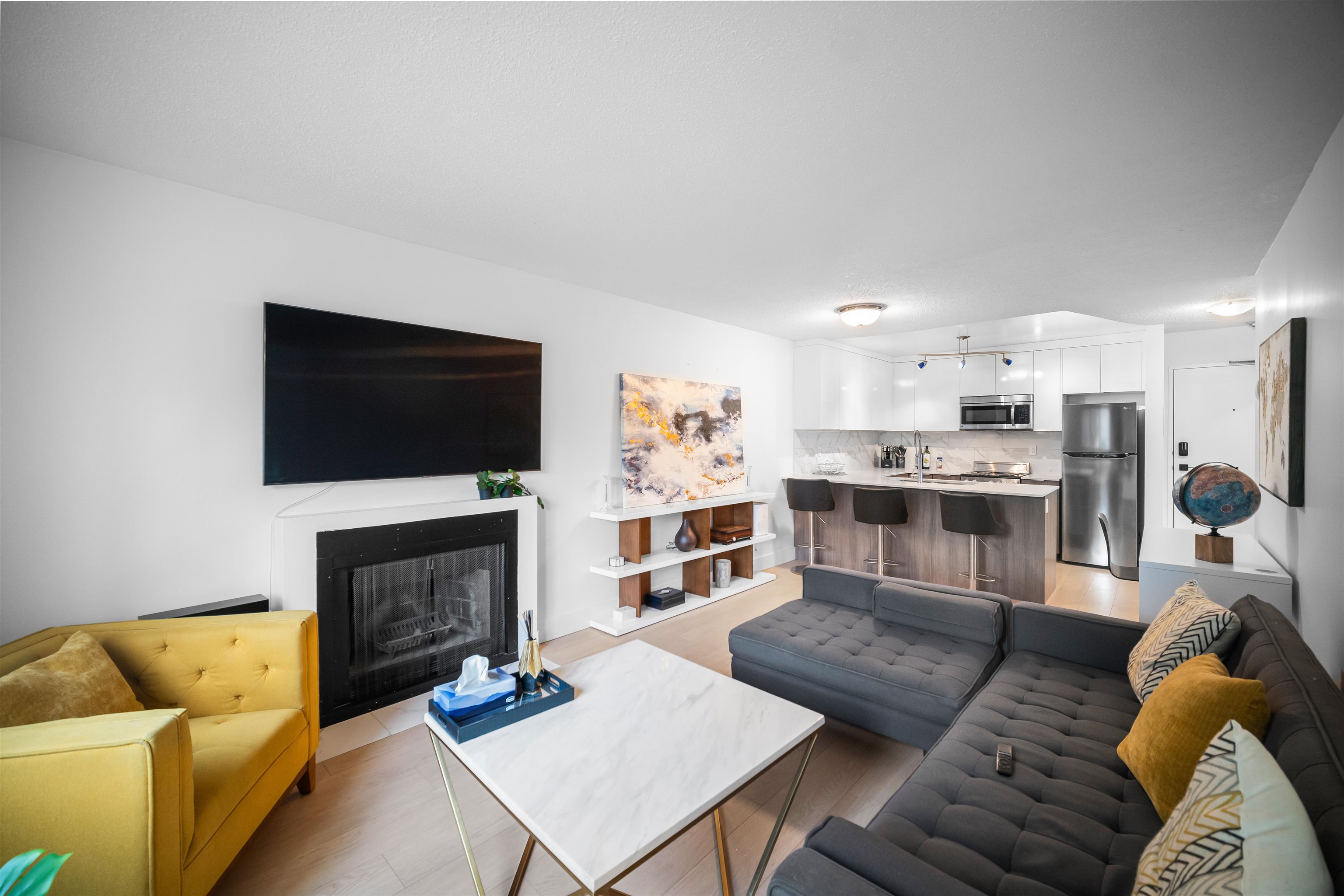 203-1122 King Albert Avenue, Coquitlam, BC, V3J 1X7