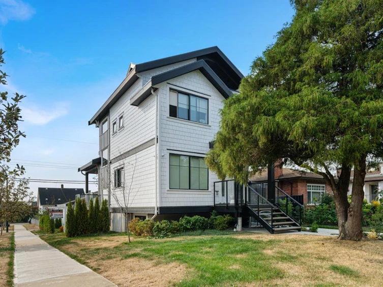 7237 Prince Albert Street, Vancouver, BC, V5X 1S2