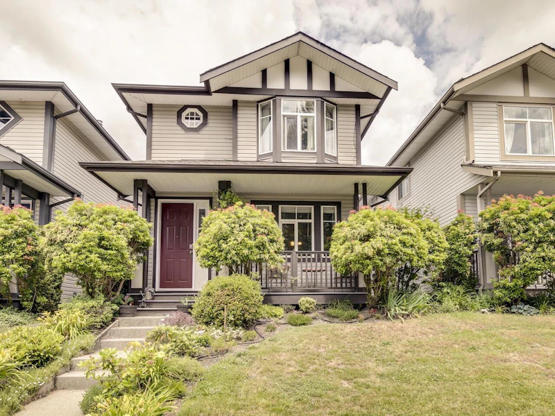 110 - 33751 7th Avenue, Mission BC V2V 7C2