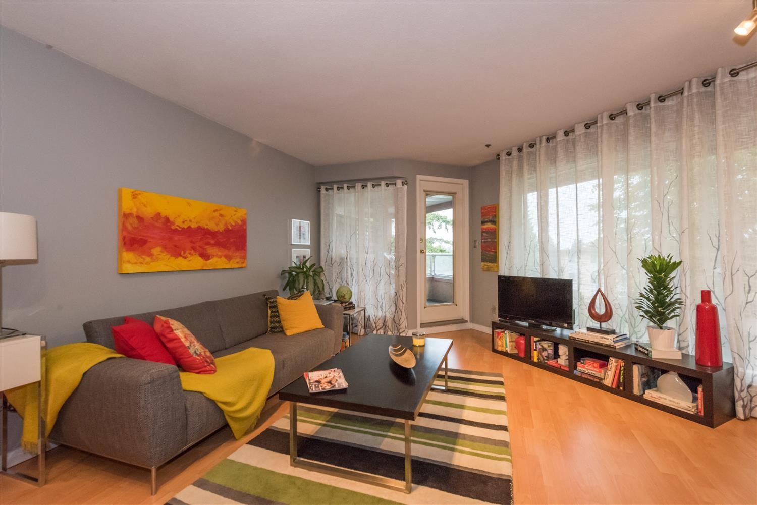 324-6939 Gilley Avenue, Burnaby, BC, V5J 4W8