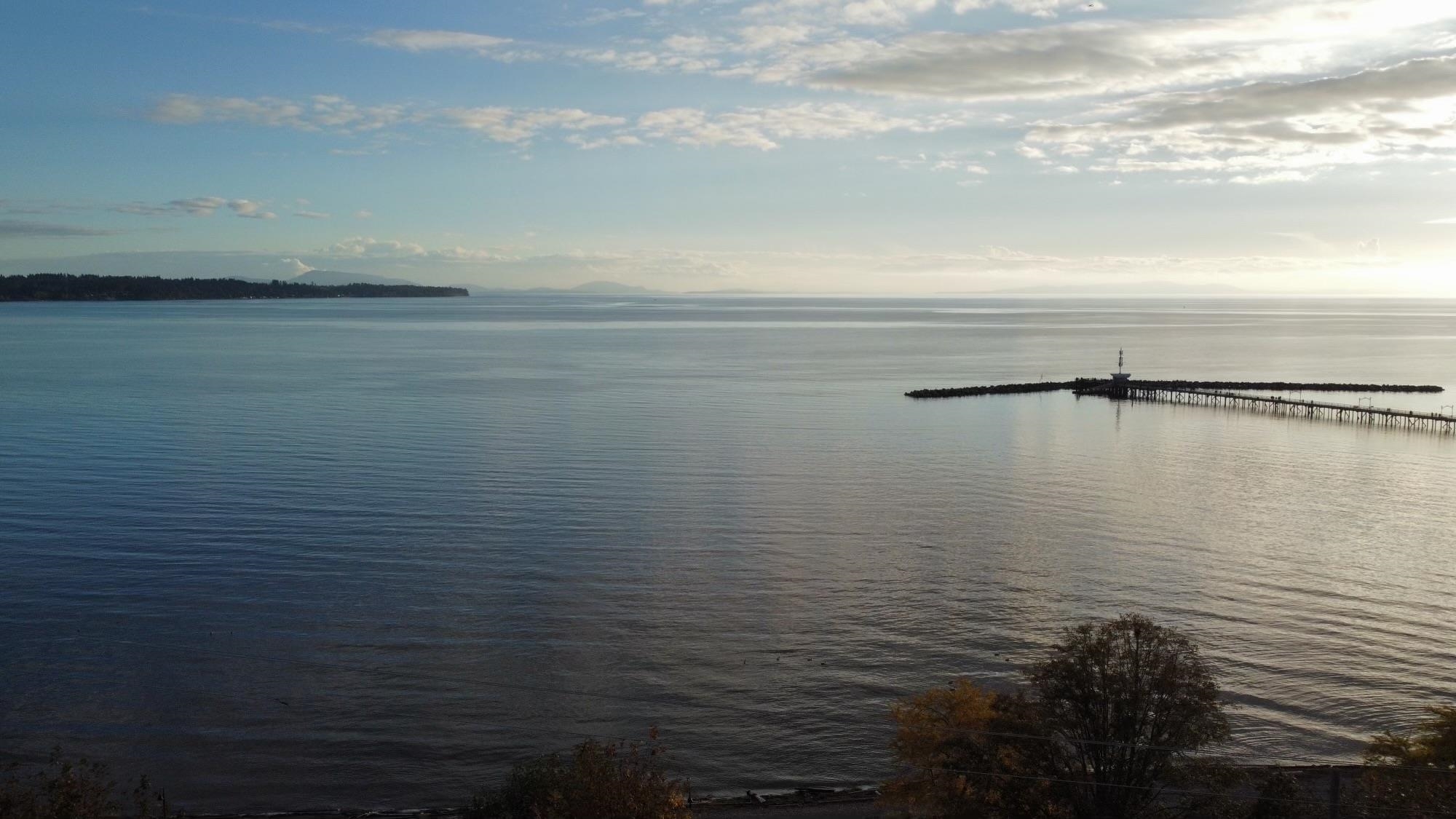 15211 Marine Drive, Surrey, BC, V4B 1C7