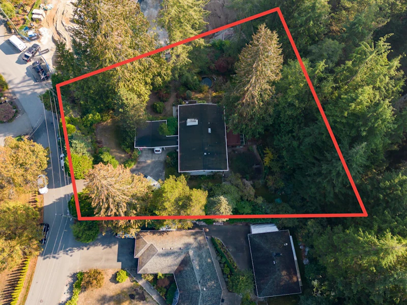 372 Moyne Drive, West Vancouver BC V7S 1J5