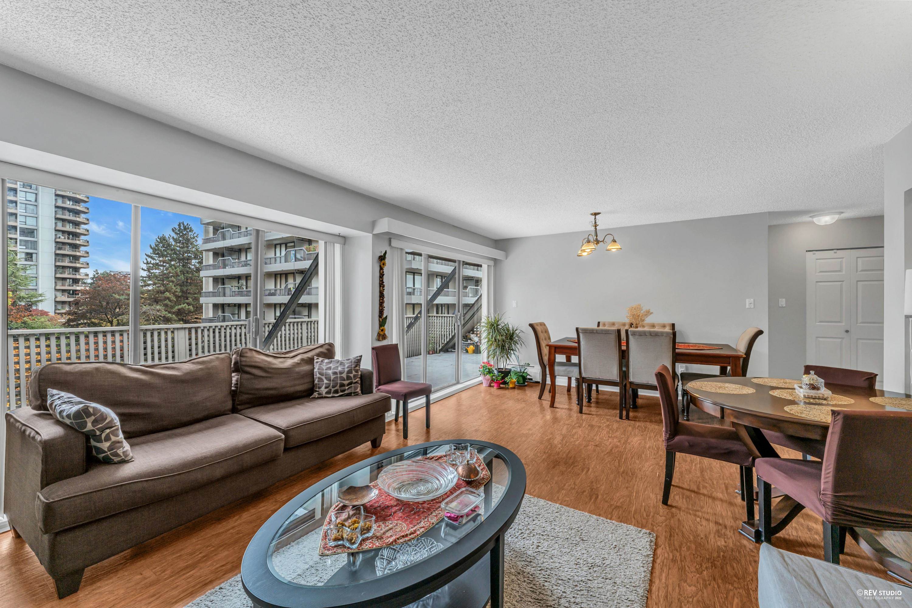 403-4941 Lougheed Highway, Burnaby, BC, V5B 4S6