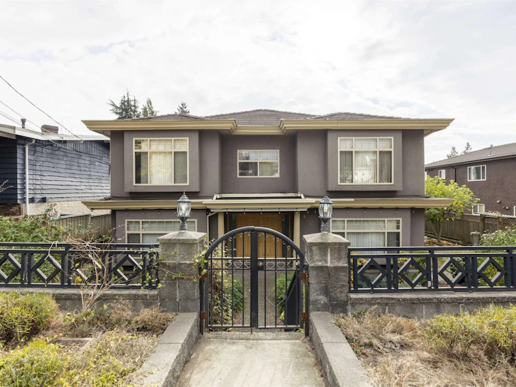 4842 Rumble Street, Burnaby, BC, V5J 2A9