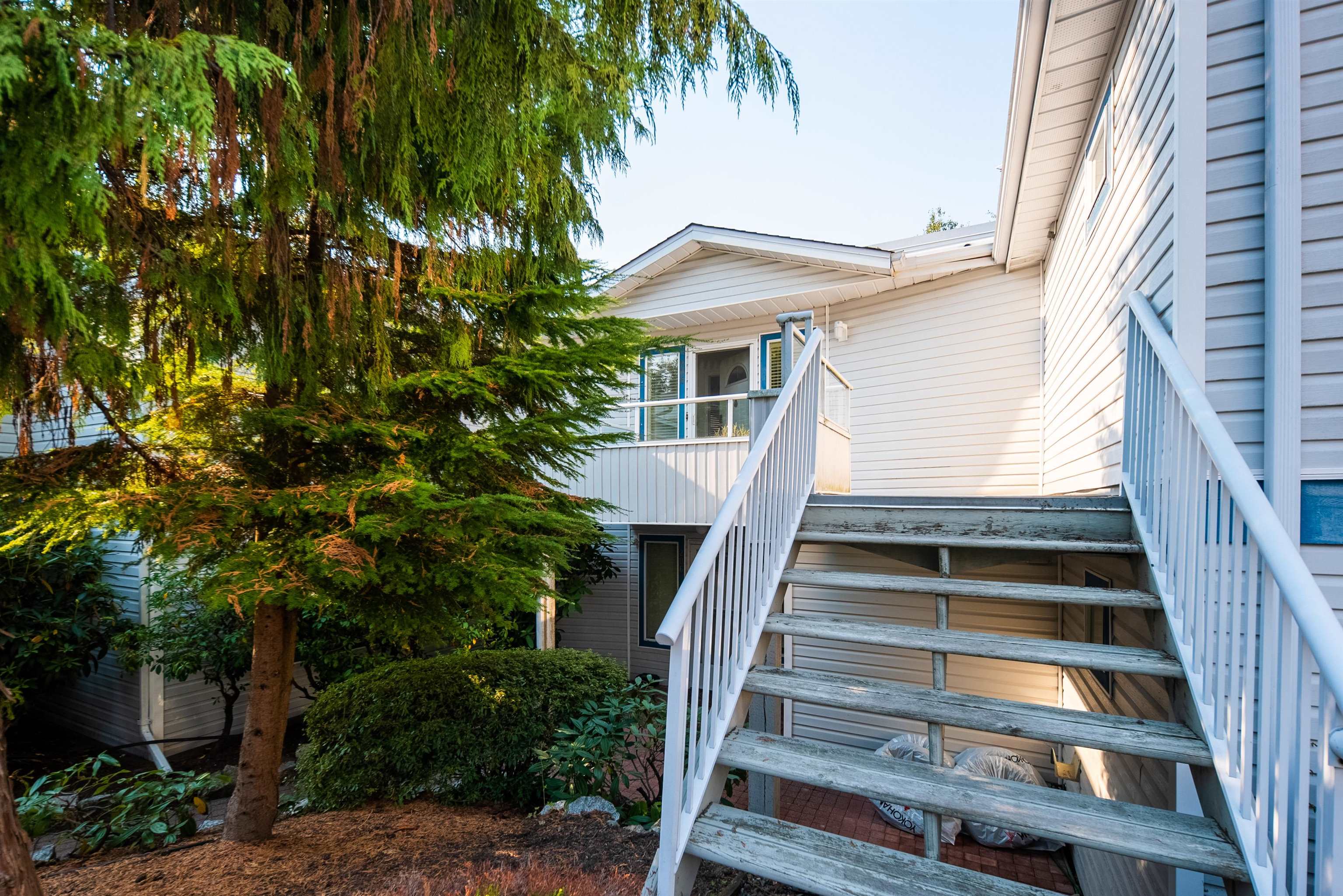 205-13863 100 Avenue, Surrey, BC, V3T 5P5