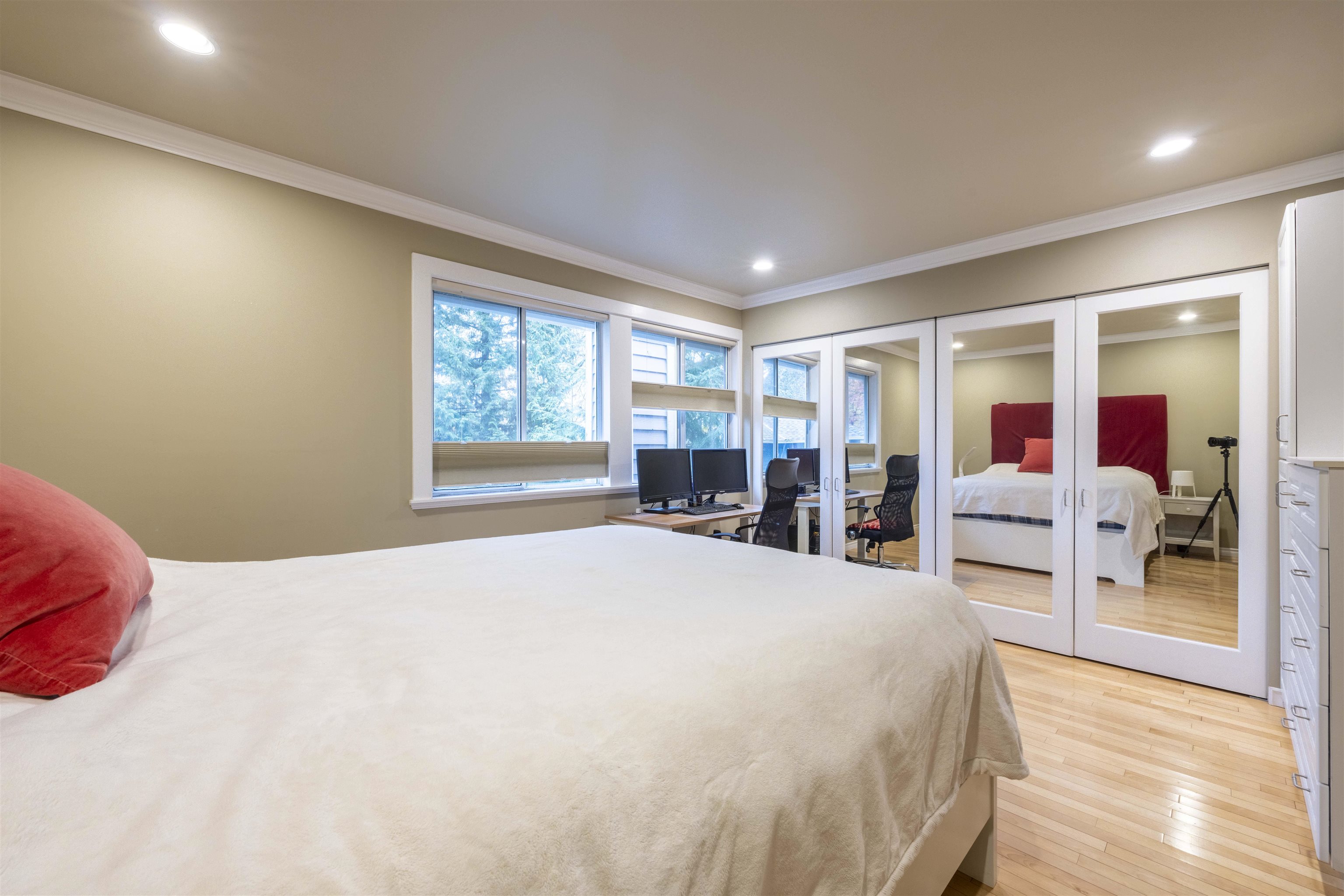 64-9000 Ash Grove Crescent, Burnaby, BC, V5A 4M5