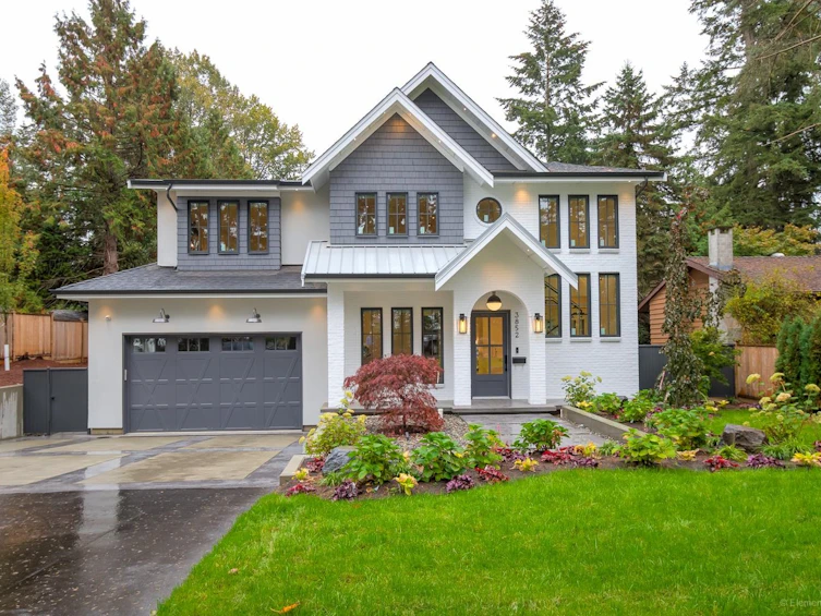 3852 196 Street, Langley, BC, V3A 6G1