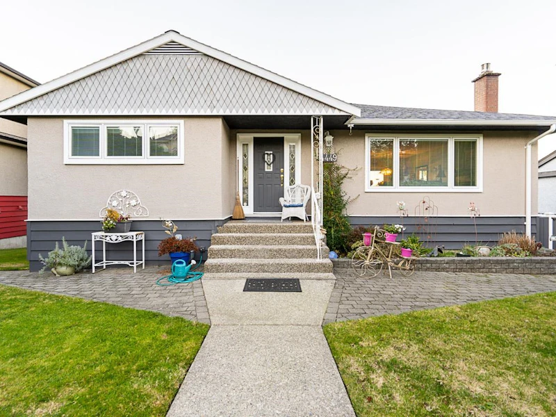 4449 Price Crescent, Burnaby BC V5G 2N5