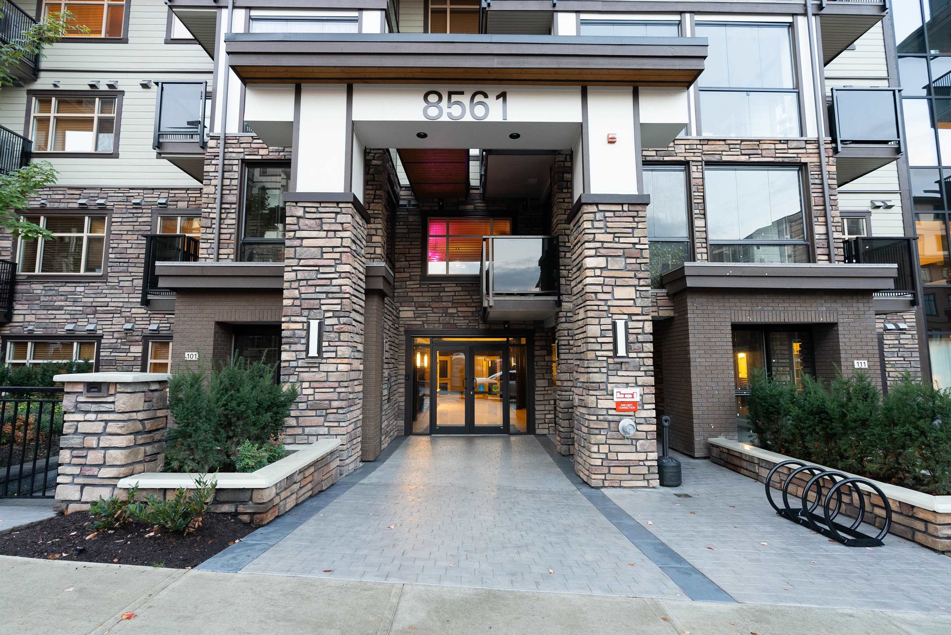 311-8561 203a Street, Langley, BC, V2Y 3L7