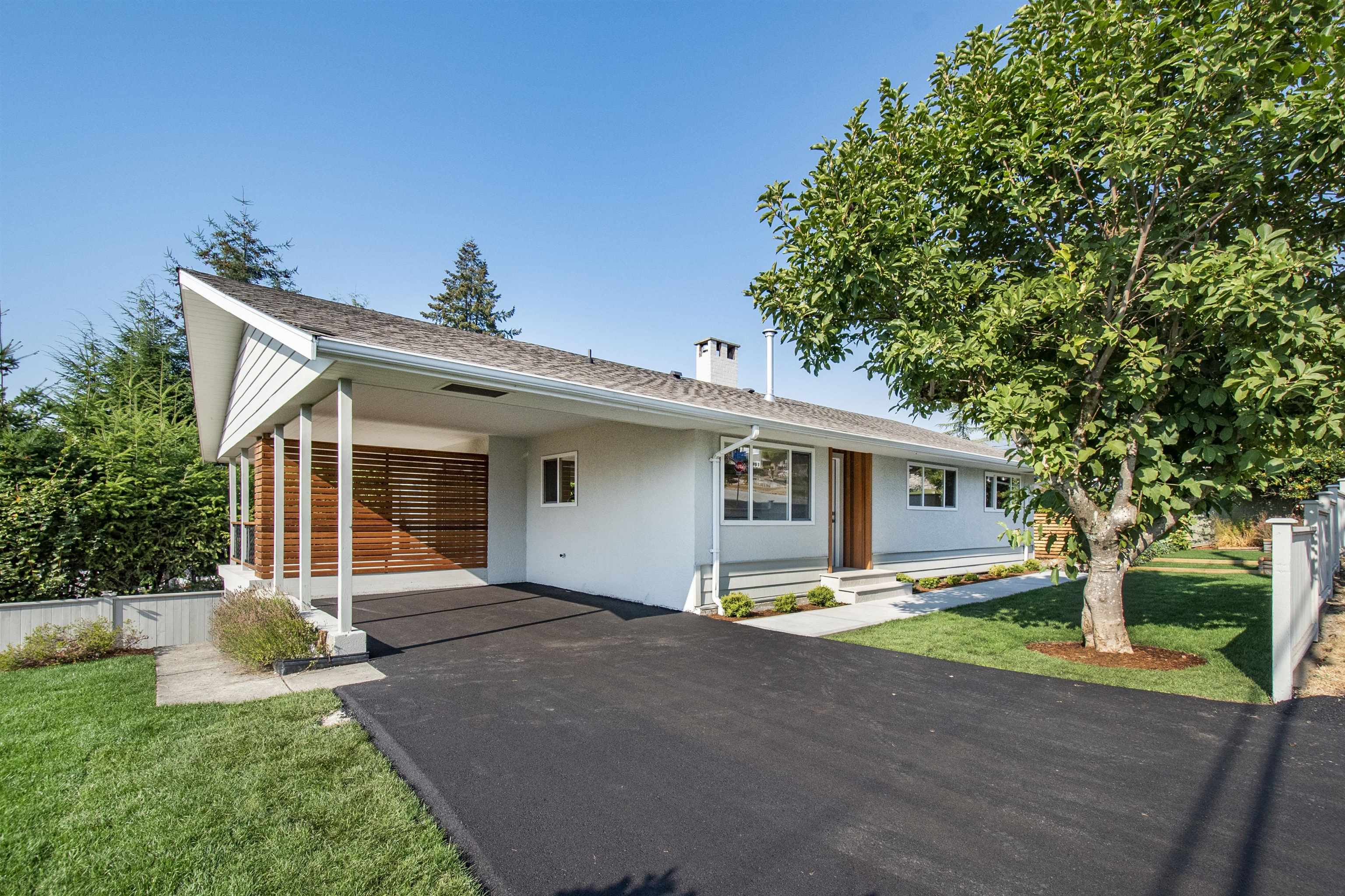 3277 Chesterfield Avenue, North Vancouver, BC, V7N 3M8