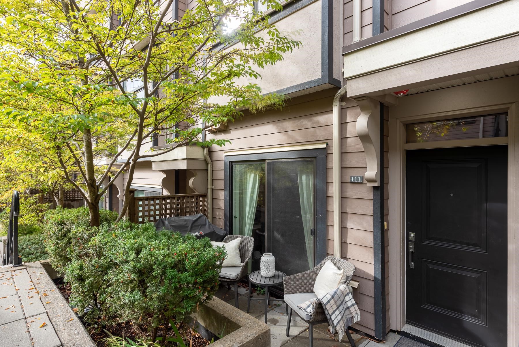 111-828 Royal Avenue, New Westminster, BC, V3M 1J9