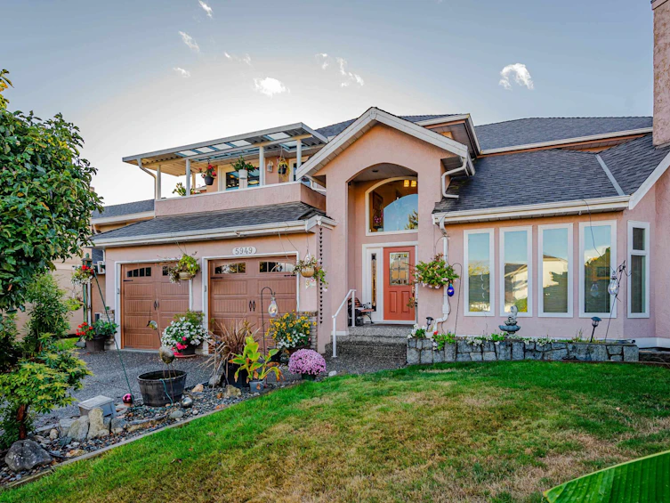 5949 188a Street, Surrey, BC, V3S 7T4