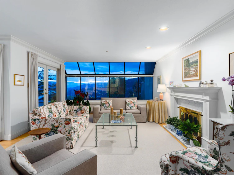 5186 Meadfeild Road, West Vancouver, BC, V7W 3B9