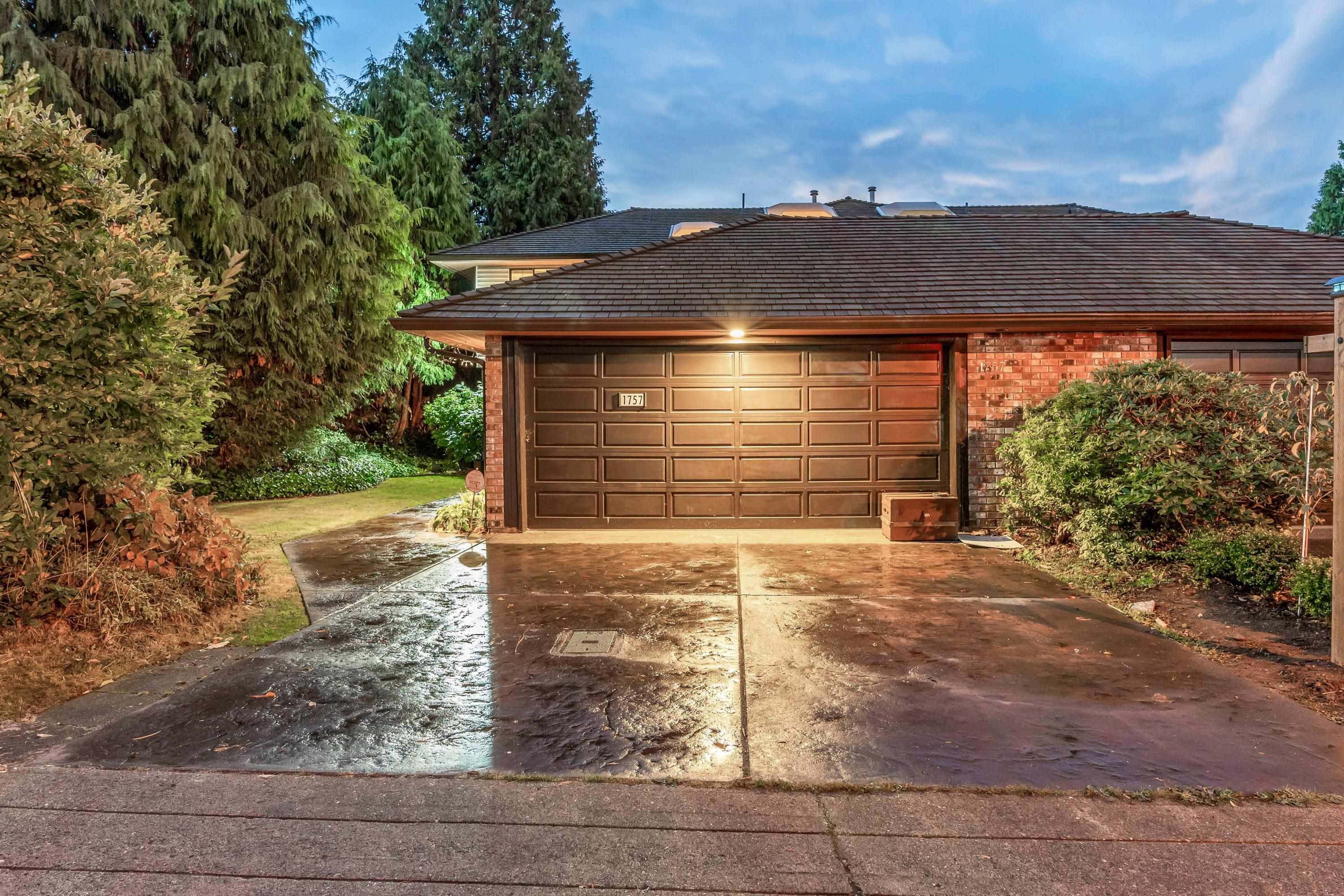 1757 Southmere Crescent, Surrey, BC, V4A 7A8