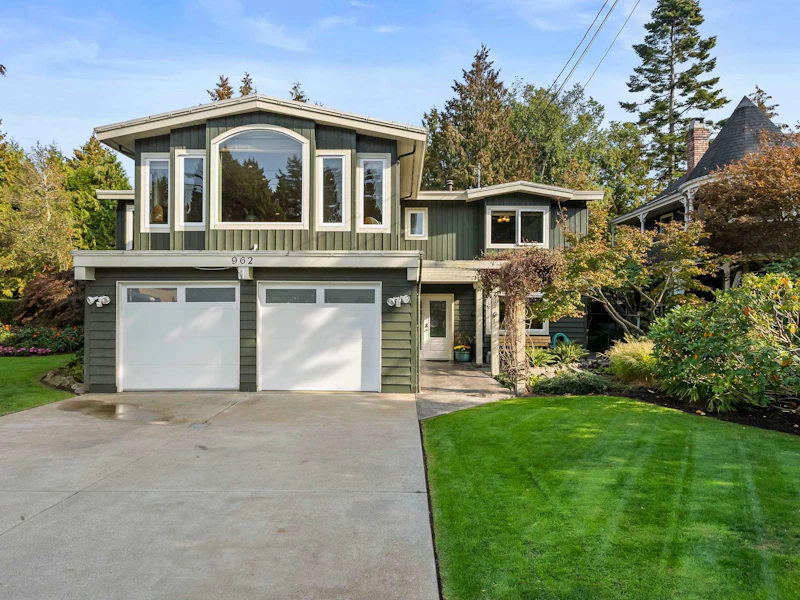 962 50th Street, Delta BC V4M 2S8