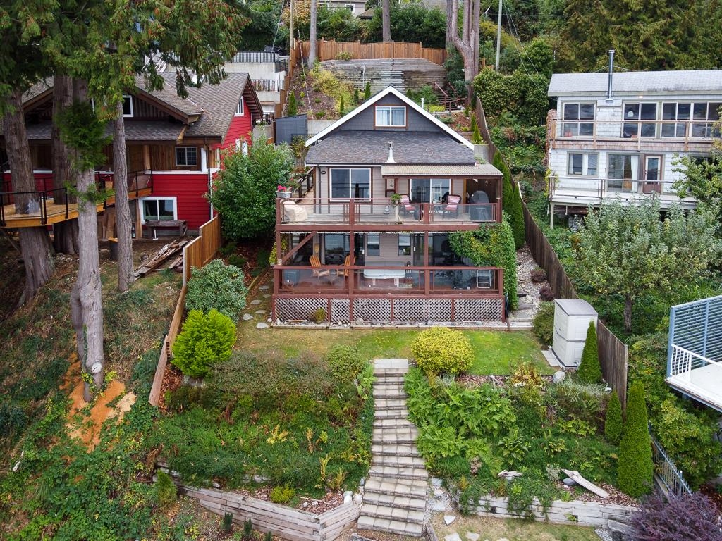 790 Marine Drive, Gibsons, BC, V0N 1V1