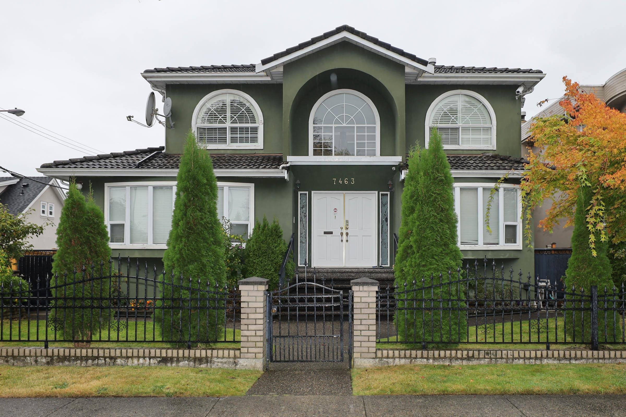 7463 Gladstone Street, Vancouver, BC, V5P 4G9