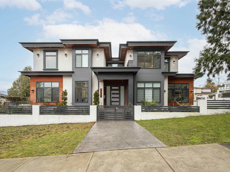 6488 Gordon Avenue, Burnaby, BC, V5E 3M1