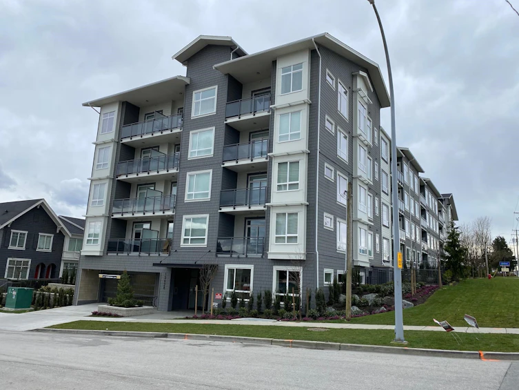 413-13628 81a Avenue, Surrey, BC, V3W 3E2