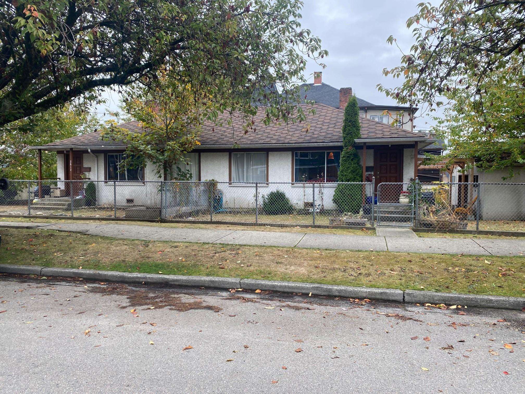 2812 Glen Drive, Vancouver, BC, V5T 4B8