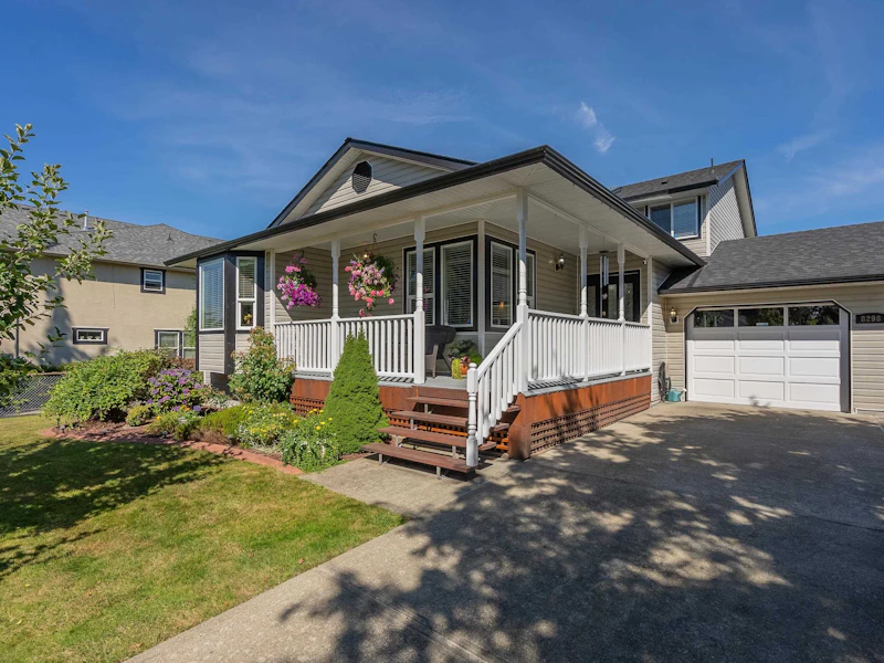 8298 Miller Crescent, Mission BC V2V 6H8