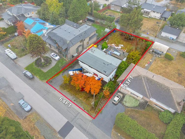 13780 Blackburn Avenue, Surrey, BC, V4B 2Y8