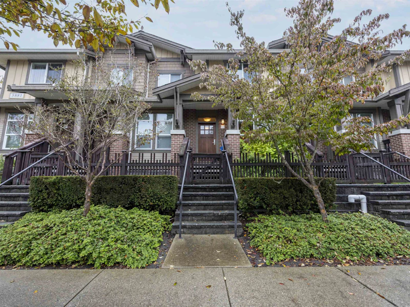 3 - 5881 Irmin Street, Burnaby BC V5J 0C5