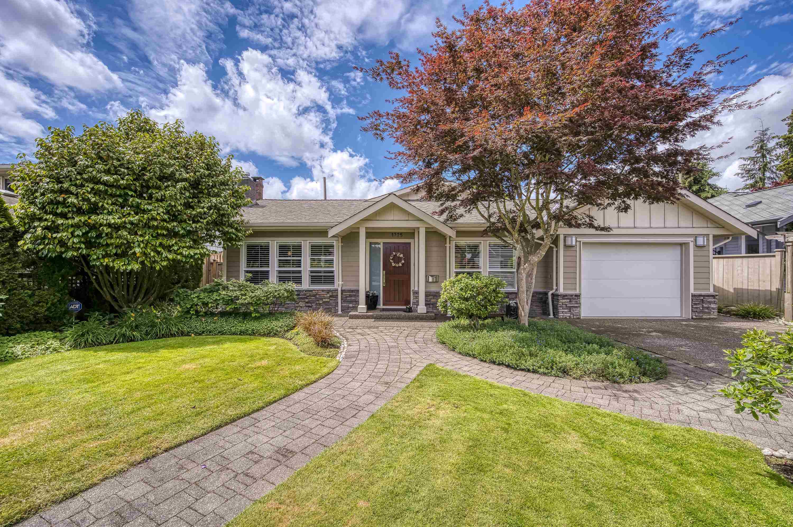1325 Fernwood Crescent, North Vancouver, BC, V7P 1K3