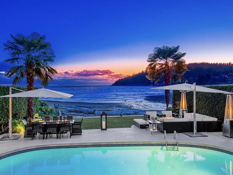 4386 Ross Crescent, West Vancouver BC V7W 1B2