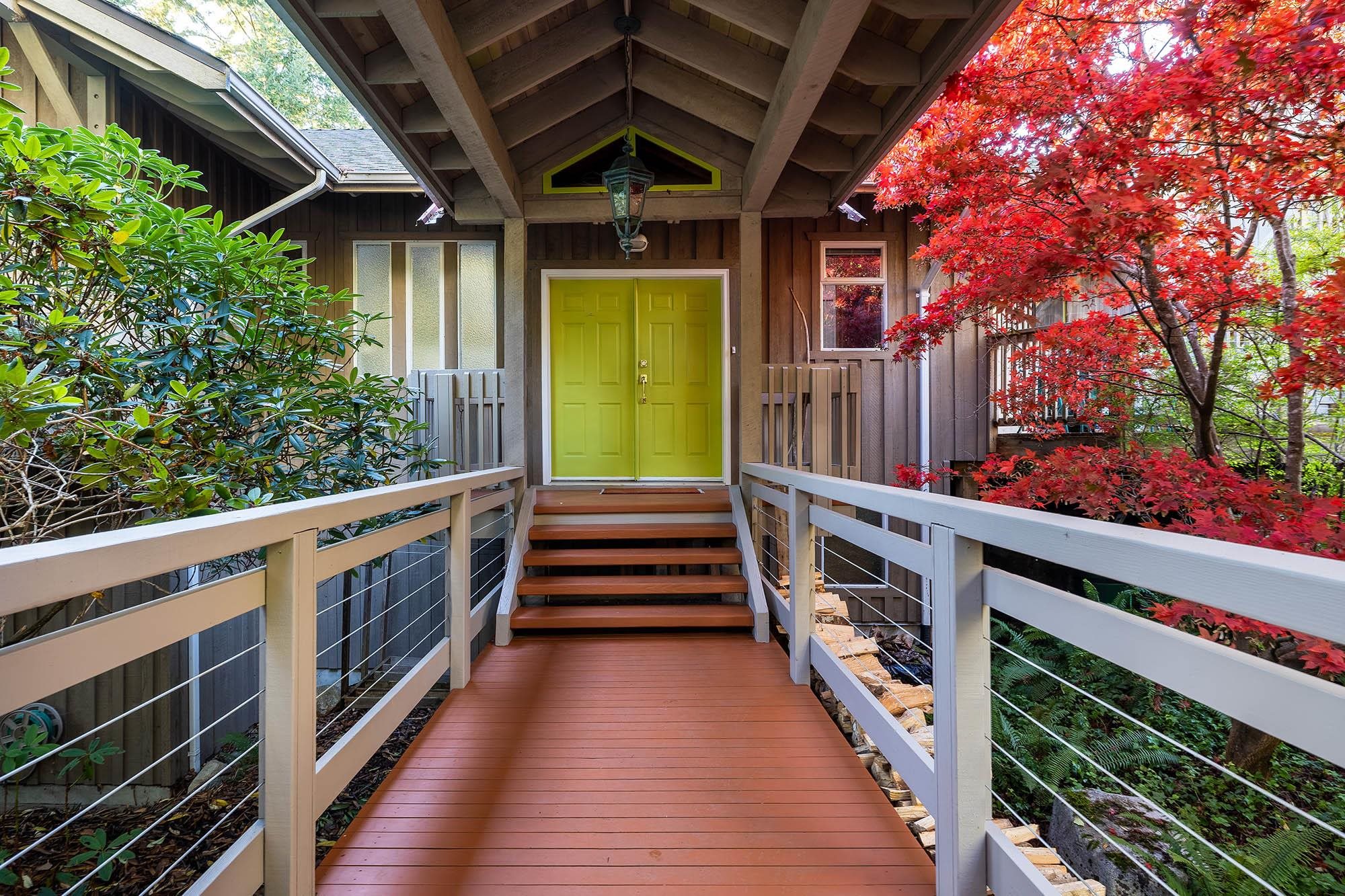 1662 Adams Road, Bowen Island, BC, V0N 1G2