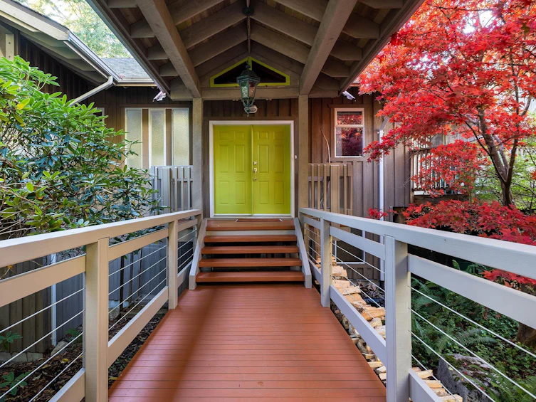 1662 Adams Road, Bowen Island, BC, V0N 1G2