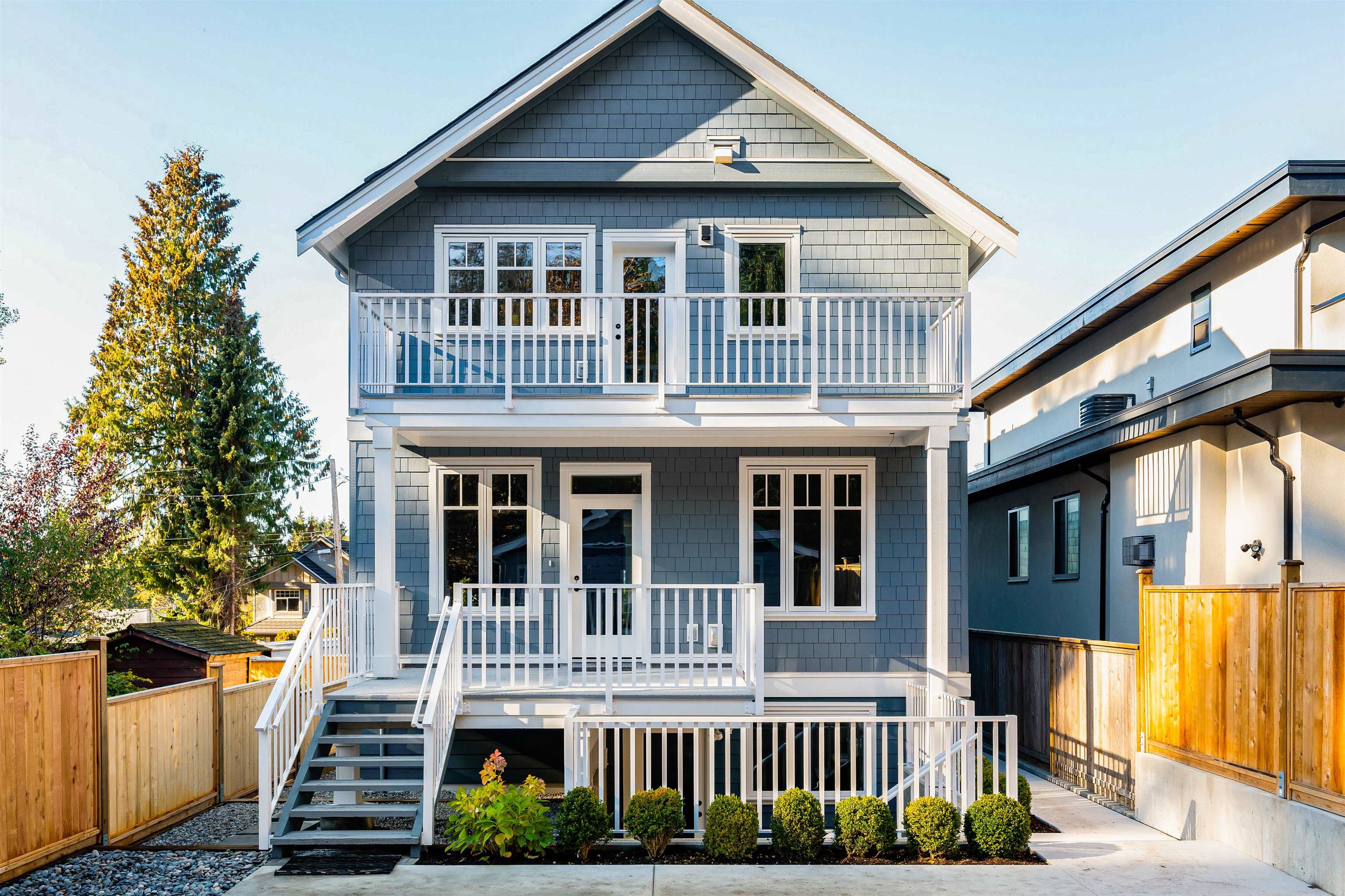 1912 Larson Road, North Vancouver, BC, V7M 2Z6