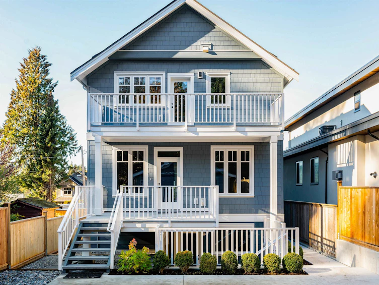 1912 Larson Road, North Vancouver, BC, V7M 2Z6