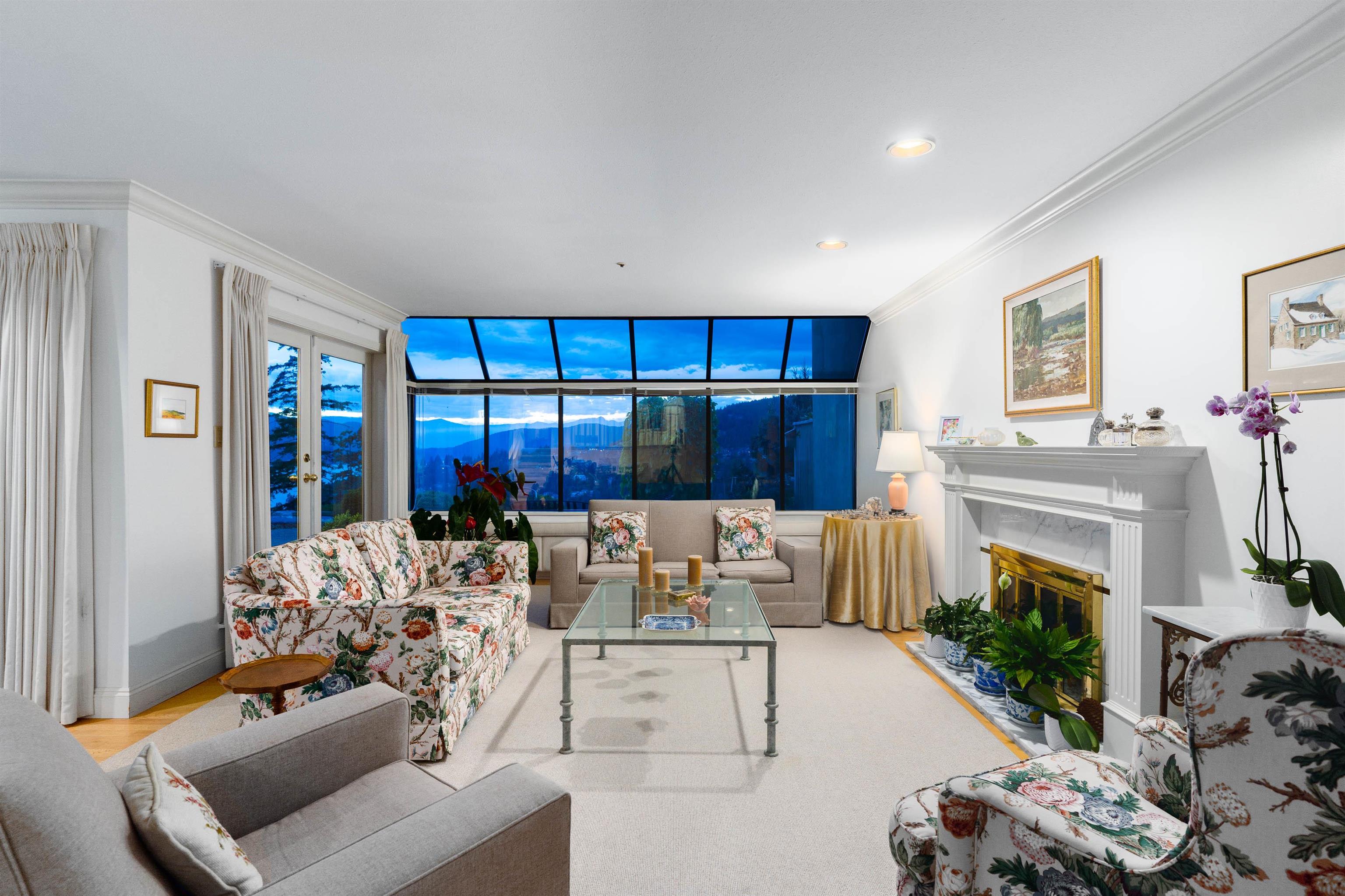 5186 Meadfeild Road, West Vancouver, BC, V7W 3B9