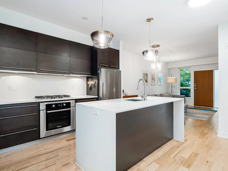 106 - 2020 W 12th Avenue, Vancouver BC V6J 0C5