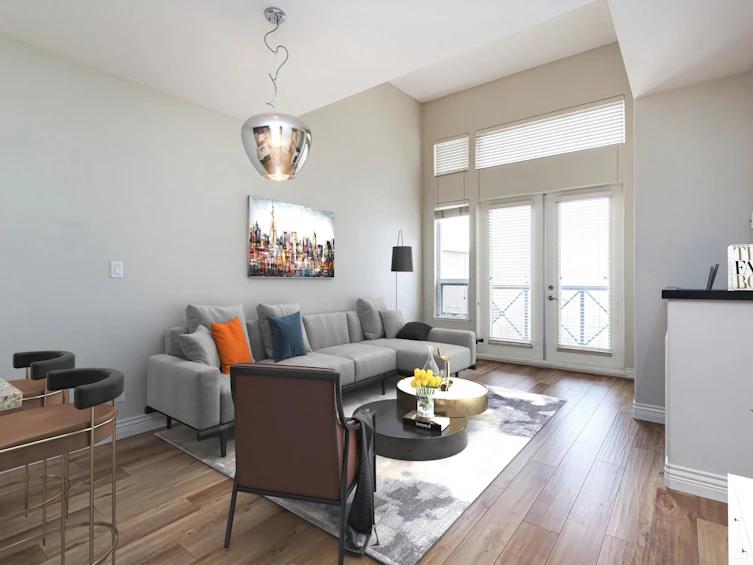 418-2970 King George Boulevard, Surrey, BC, V4P 0E6