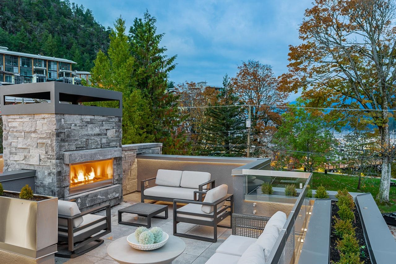 6478 Bay Street, West Vancouver, BC, V7W 2H1