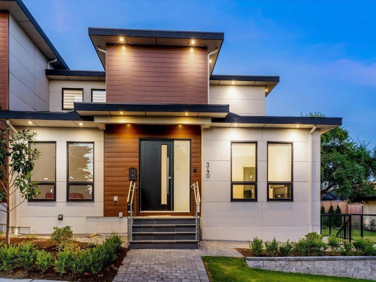 340 Ridgeway Avenue, North Vancouver, BC, V7L 1J7