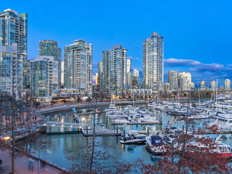 317 - 1228 Marinaside Crescent, Vancouver BC V6Z 2W4