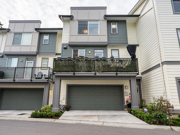 71-15665 Mountain View Drive, Surrey, BC, V3Z 0W8
