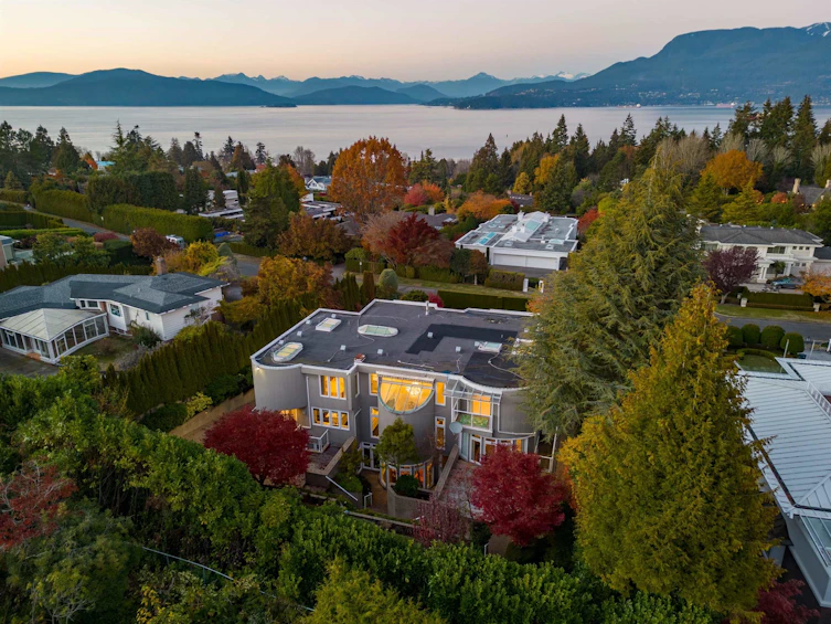 5550 Kingston Road, Vancouver, BC, V6T 1J1