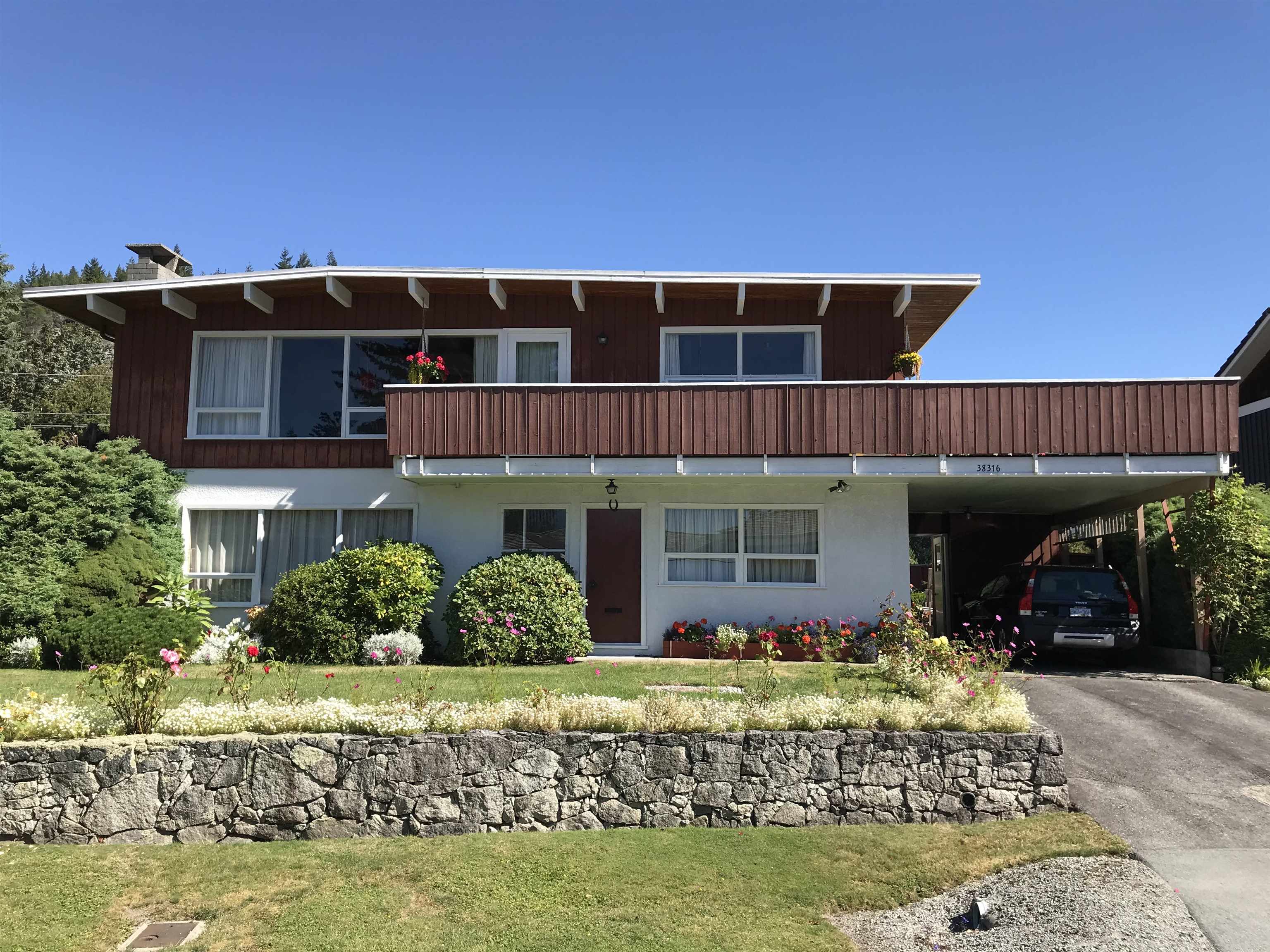 38316 Vista Crescent, Squamish, BC, V8B 0B2