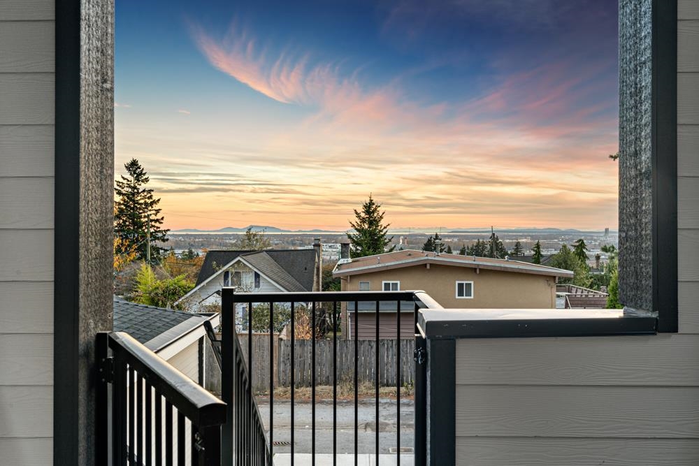 6038 Mckee Street, Burnaby, BC, V5J 2V5