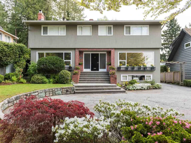 6222 Mccleery Street, Vancouver, BC, V6N 1G4