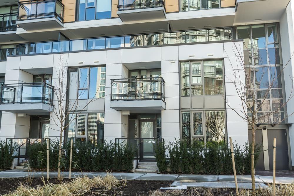 TH-1-3280 Corvette Way, Richmond, BC, V6X 0T9